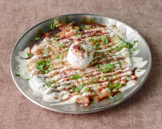 Bonfire: berenjena asada con labneh y tahini